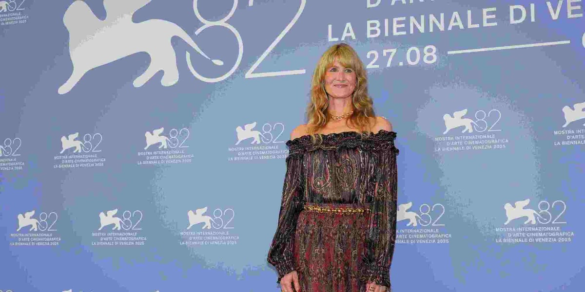 Laura Dern terrà la laudatio di George Clooney per Leone d'oro alla carriera