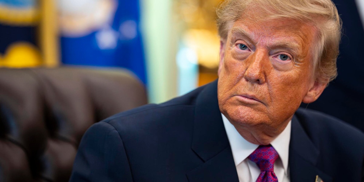 'Trump valuta attacchi limitati nello Stretto di Hormuz'