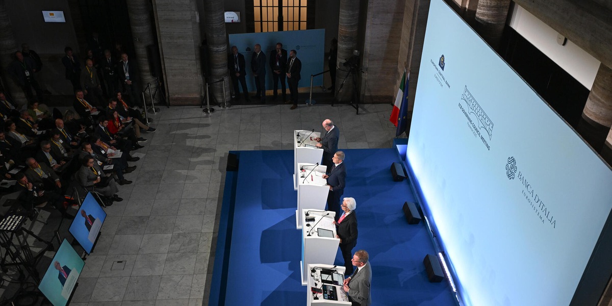 Rehn (Bce), 'comprensibili le attese di un rialzo dei tassi a settembre'