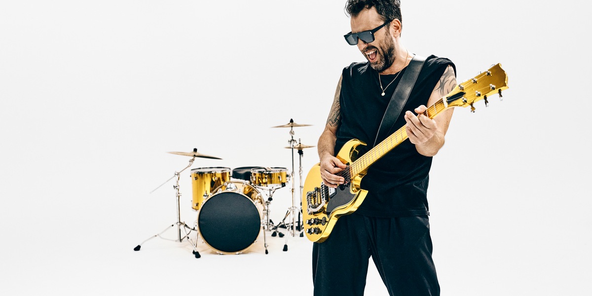 Esce a ottobre Amateur, il nuovo album di Cesare Cremonini. Dal 27 novembre il tour