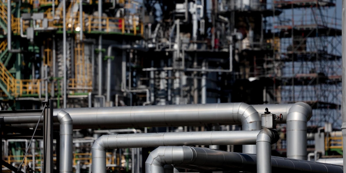 Il petrolio chiude in forte rialzo a New York a 90,22 dollari