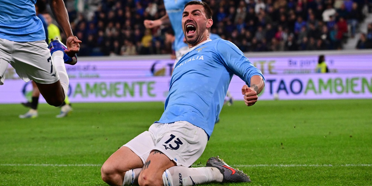 Romagnoli saluta la Lazio e vola in Qatar, 'si chiude un'era'