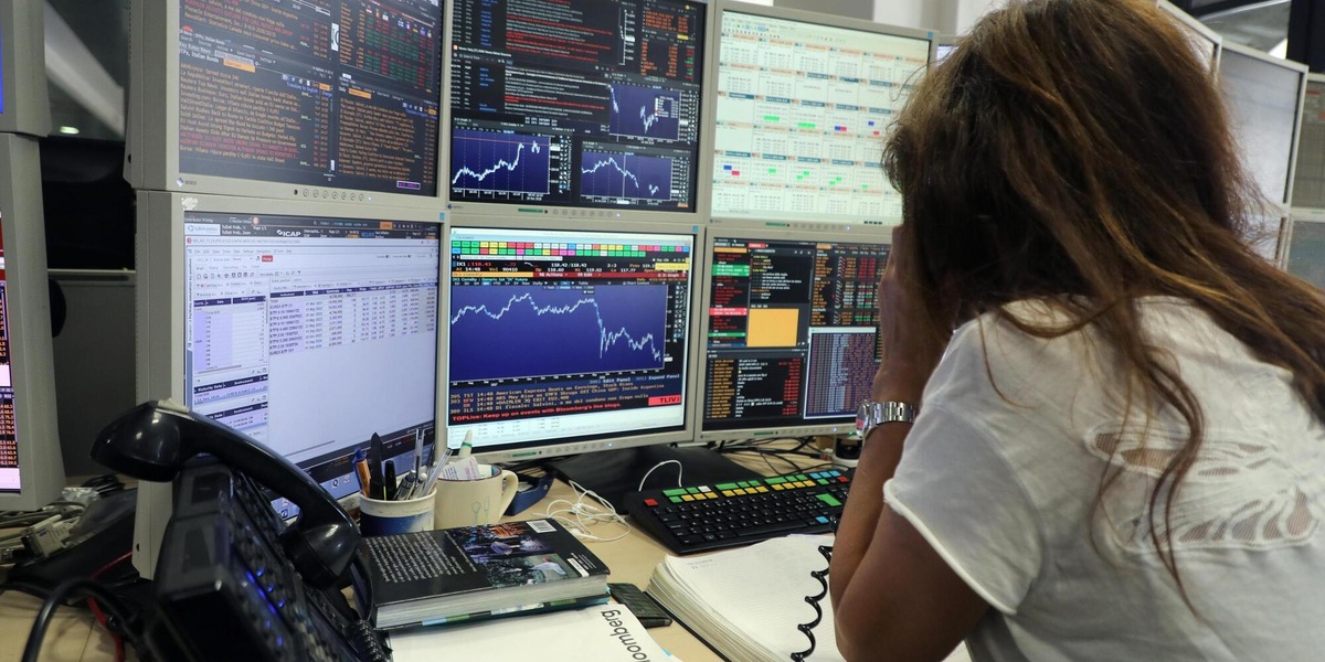 Lo spread tra Btp e Bund chiude in calo a 81,6 punti base