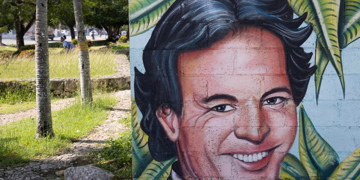 Due ex impiegate di Julio Iglesias presentano nuova denuncia per aggressione sessuale