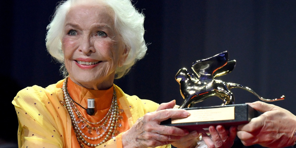 Ellen Burstyn Leone alla carriera, 'spero il mio Paese trovi presto una strada maestra'
