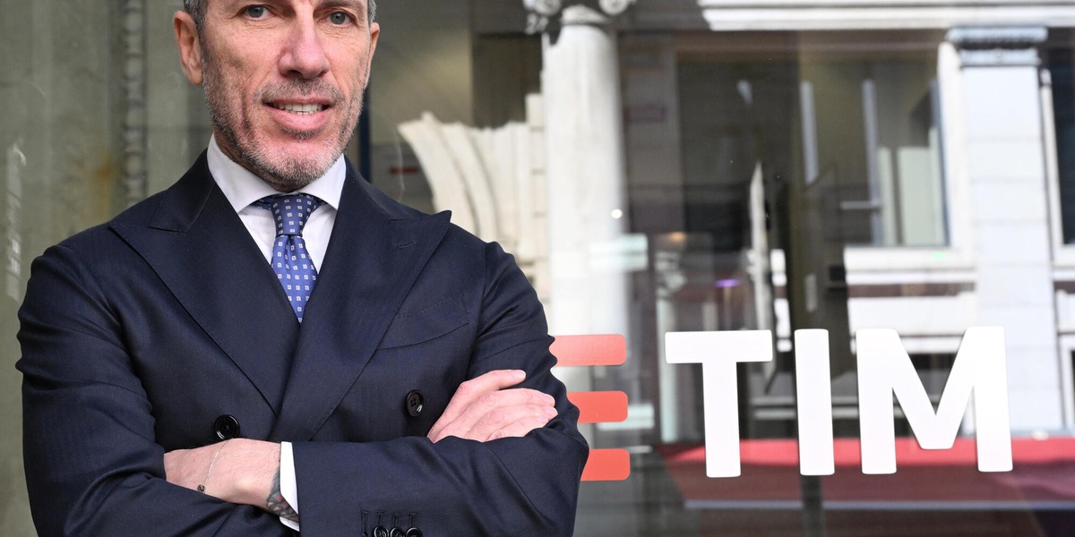 Poste incrementa componente cash opas su Tim