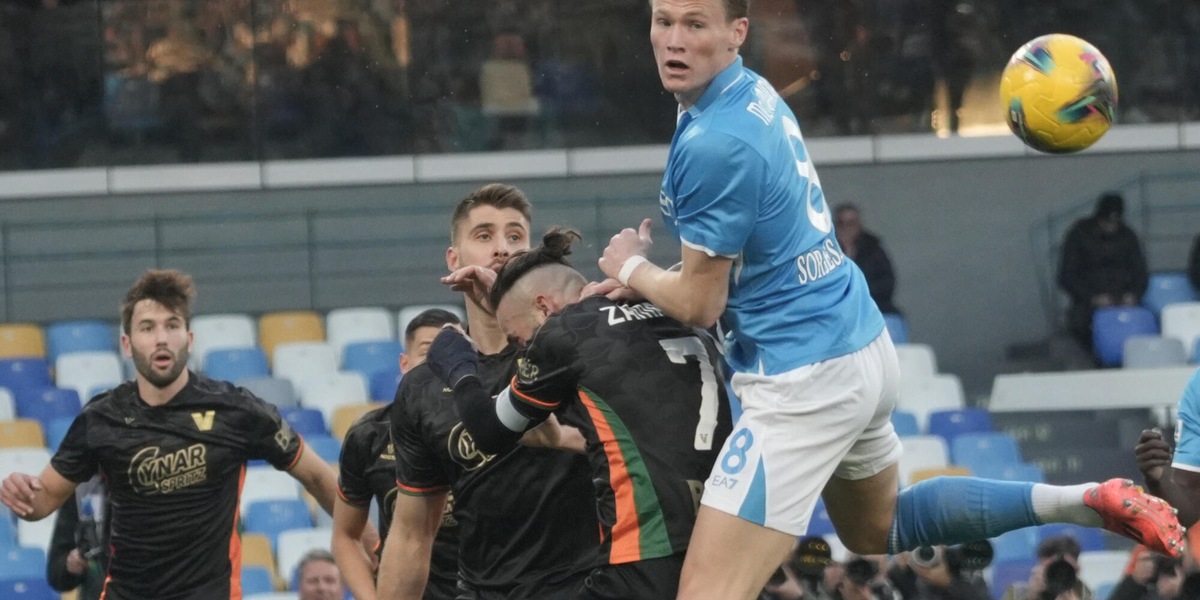 Calcio: Napoli; McTominay operato al cuore in Inghilterra, due settimane di riposo
