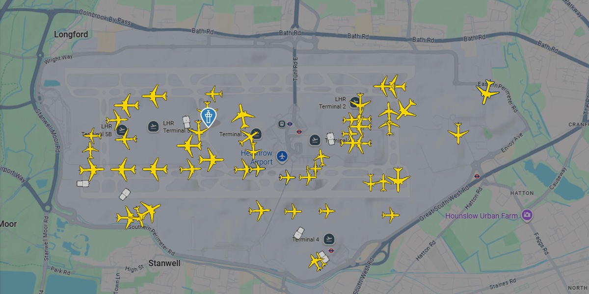 Controllo traffico aereo in tilt in Gb, escluso ufficialmente cyber-attacco