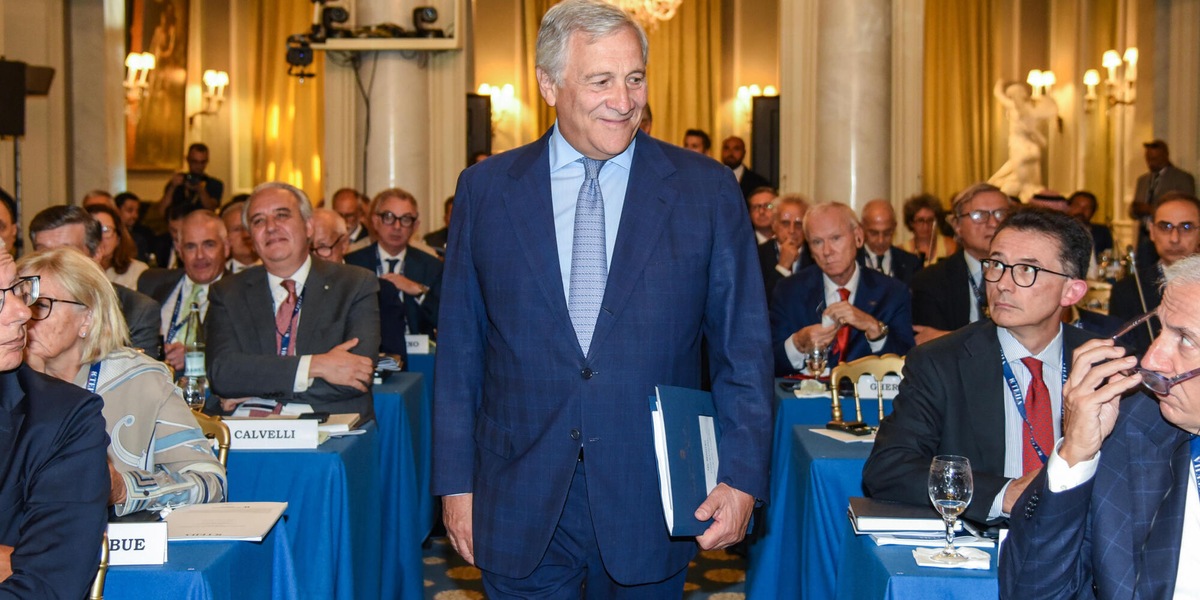 Tajani a Zelensky, 'coinvolga Italia e Polonia, non solo Francia e Germania'