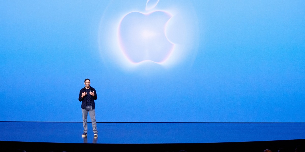Apple svela il suo primo smartphone pieghevole, l'iPhone Duo