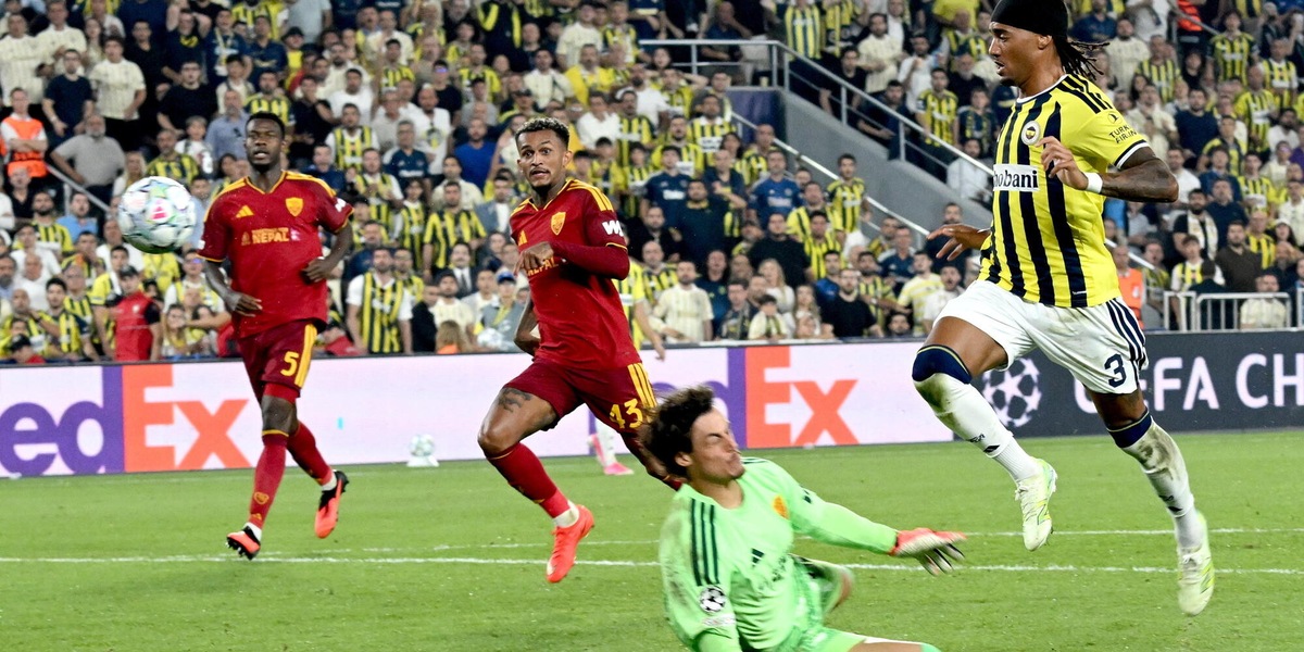 Champions: Brown risponde a Cristante, la Roma pareggia 1-1 col Fenerbahce