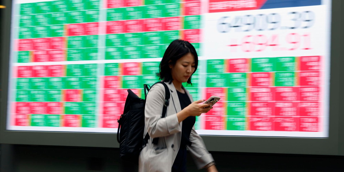 Borsa di Tokyo, apertura in netto calo (-1,56%)