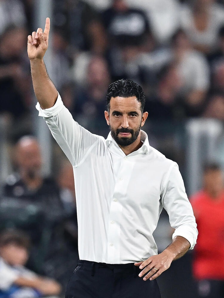 Milan: Amorim 'Modric? Perdiamo in pressing ma ottima la gestione palla'