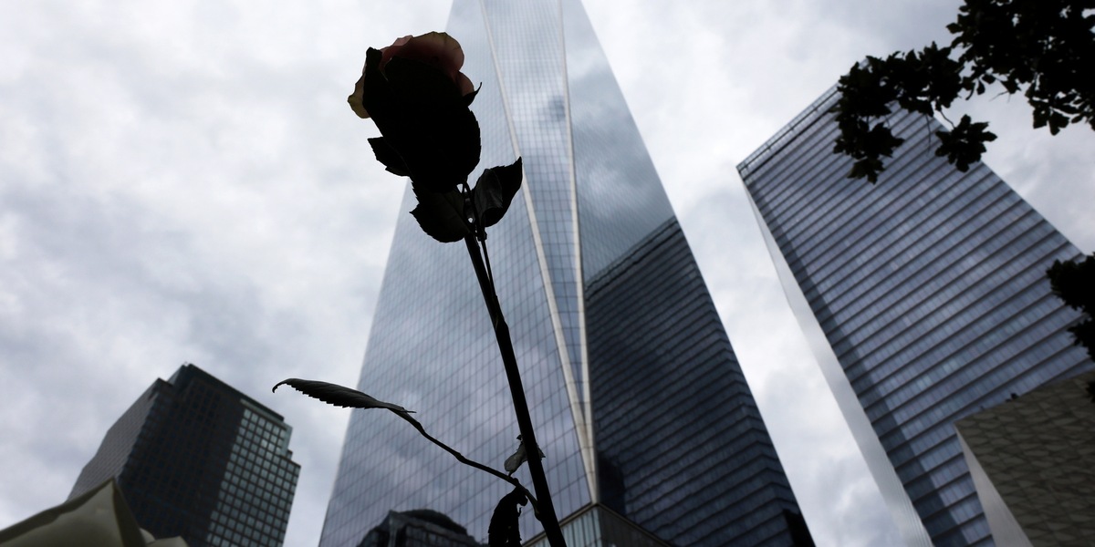 25 anni fa l'impatto sulla prima Torre, l'America si ferma
