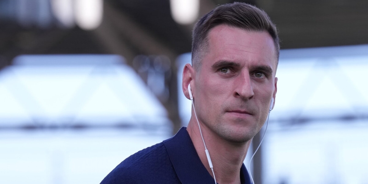 Milik, toc toc Juve: ecco chi bussa. E Carnevali apre: prove d'addio e c'è una data