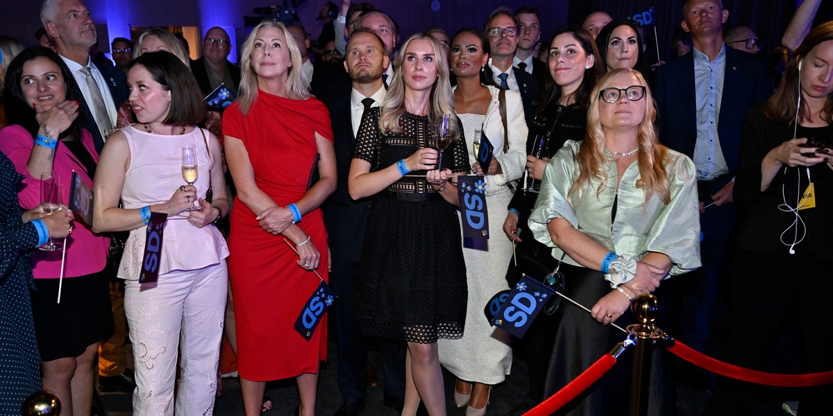 Svezia, a metà dello spoglio si riduce la forchetta fra i due blocchi