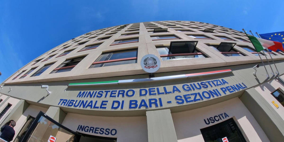 Spiava i conti di Mattarella e Meloni, chiuse indagini su ex dipendente banca