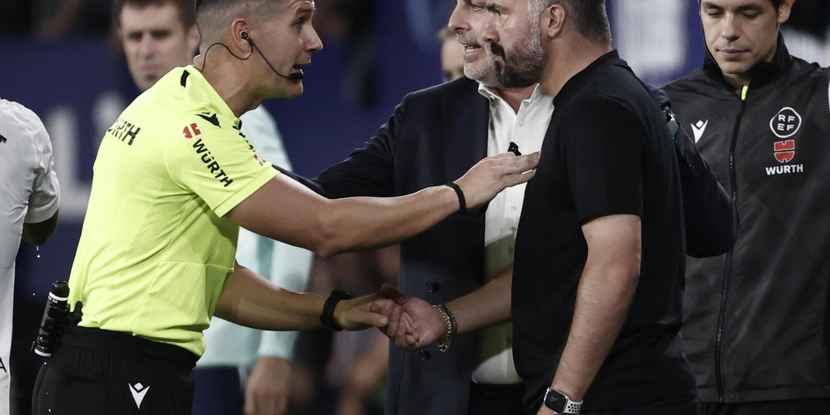 Liga: per la prima volta un madrileno arbitrerà il derby Atletico-Real