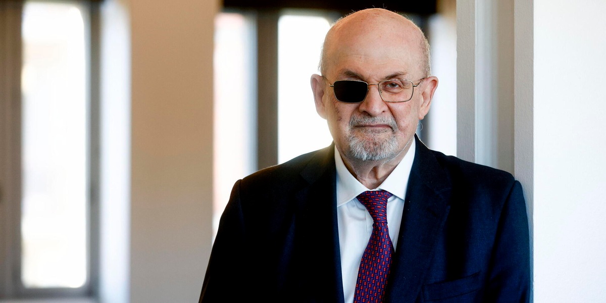 Rushdie, c'è molta pressione sulla libertà di parola, ma gli scrittori sono ostinati