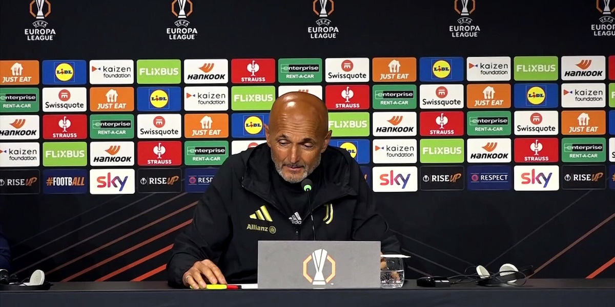 Spalletti: "Con un cellulare in mano si vomitano addosso agli altri le proprie debolezze"