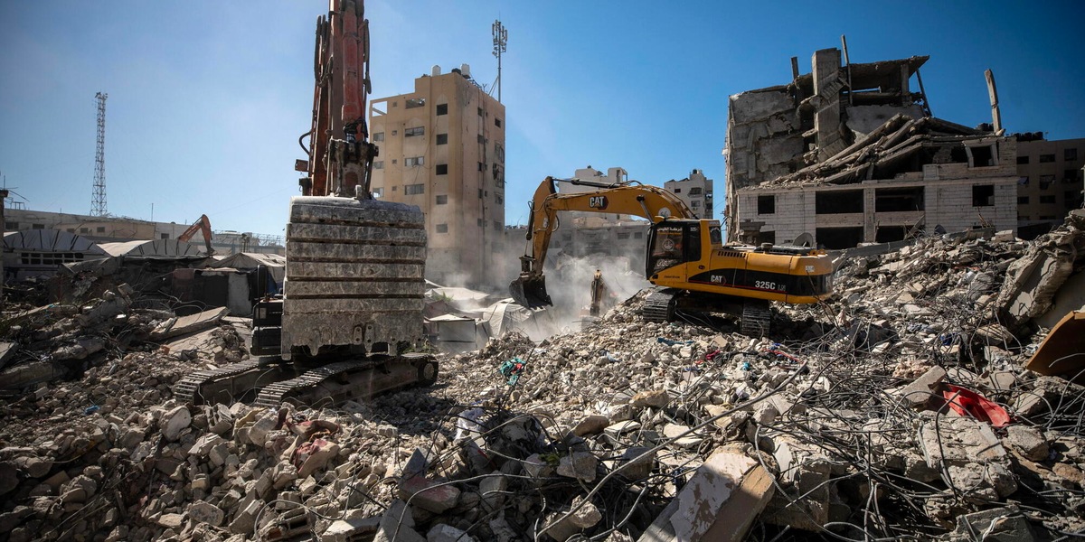 Sale a 21 morti, fra cui 12 bambini, il bilancio dell'edificio crollato a Gaza