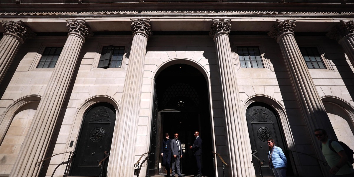 La Bank of England lascia i tassi invariati al 3,75%