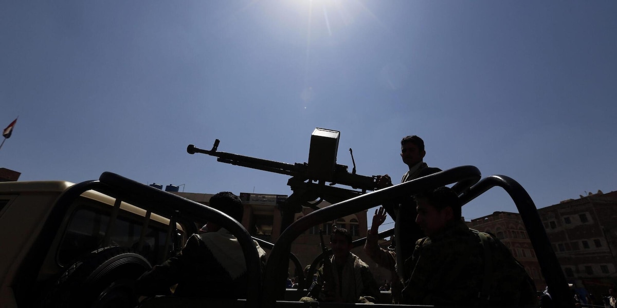 Houthi, tre bimbi uccisi dai raid delle forze governative