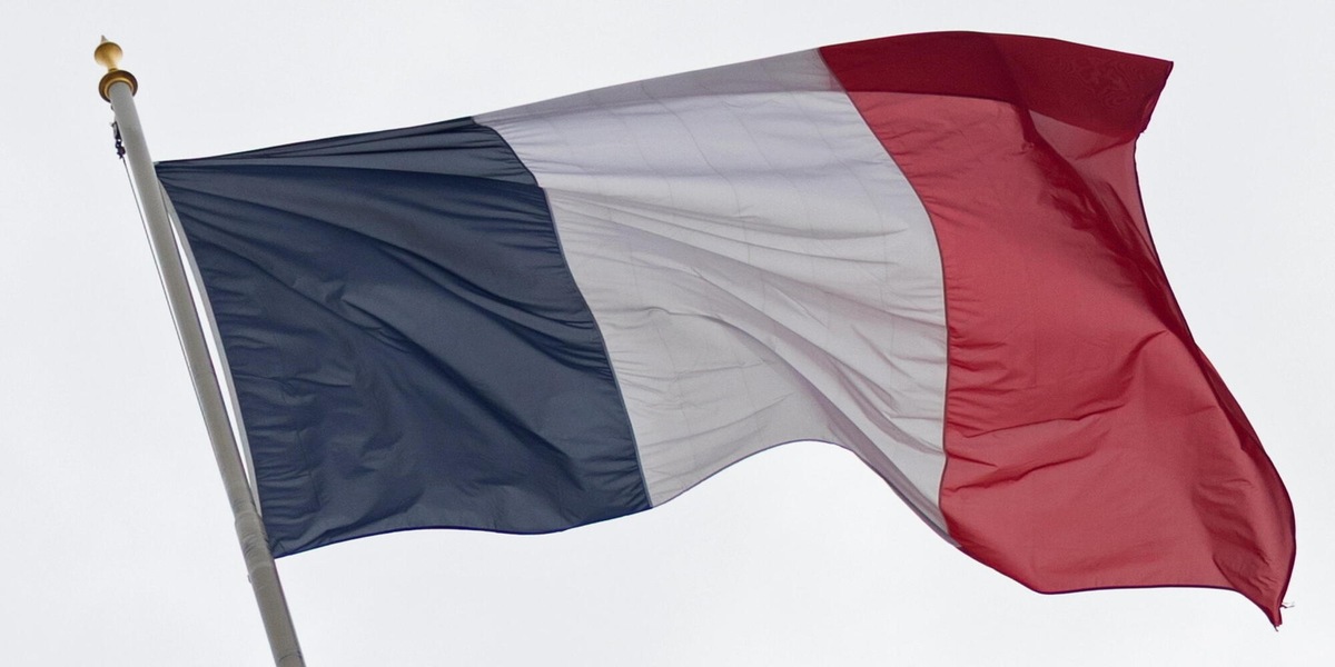 Lo spread della Francia sul Bund supera soglia 100 punti, ai massimi dal 2012