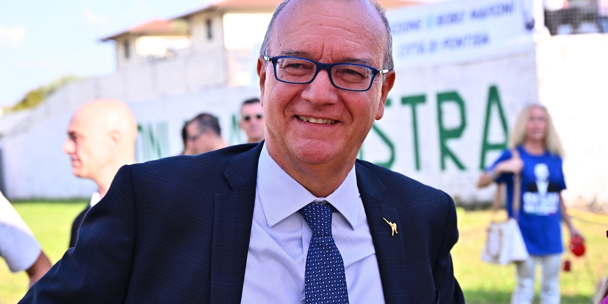 Valditara, premierò lo studente che ha bloccato il 13enne a Roma