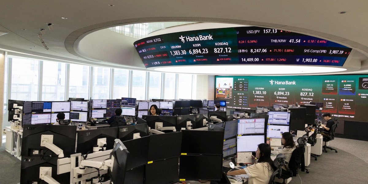 Borsa: l'Asia chiude in positiva, si guarda a dialogo Usa-Cina