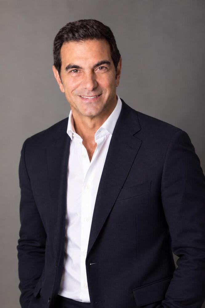 Thomas J. Ciampa nominato CEO di Vision Distribution