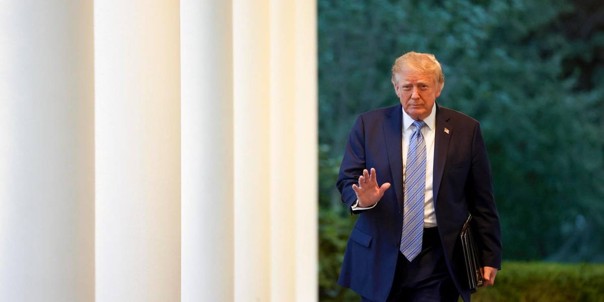 Cnn, Ms Now e Politico fanno causa a Trump per l'accesso alla Casa Bianca