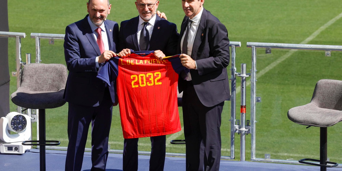 Spagna: De la Fuente sarà ct della nazionale fino al 2032