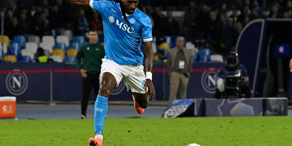 Napoli: lesione all'adduttore per Anguissa, fermo per 15 giorni