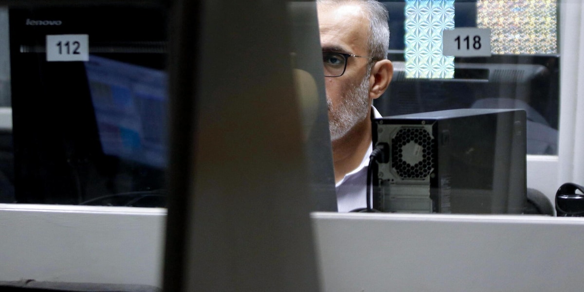 Borsa: Milano chiude in calo, Ftse Mib -0,18%