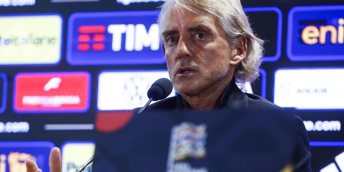 Mancini e la ricetta Italia: "Pressione deve essere stimolo. Ricordo Bosnia? Il calcio è così"