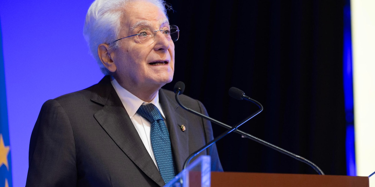 Mattarella al Papa,serve coesione per il bene comune e per il servizio delle persone
