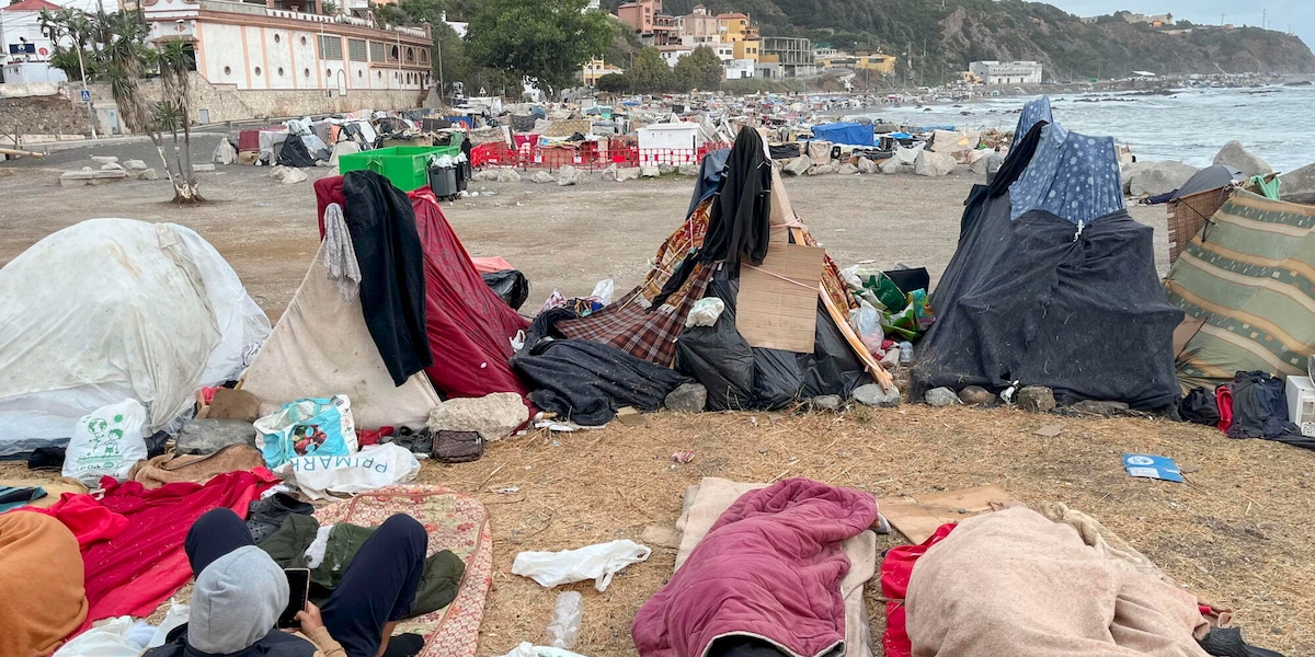 Rabat, 'non è il Marocco responsabile dei ritorni di migranti da Ceuta'