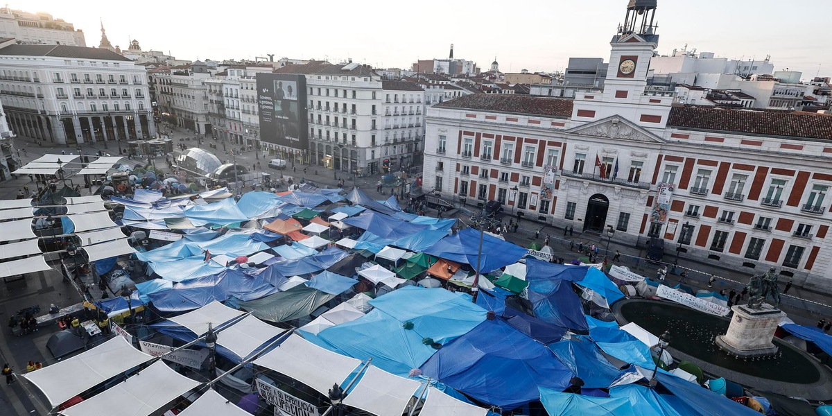 Spagna sospende sfratti per vulnerabili fino al 2030, proroga affitti fino al 2028