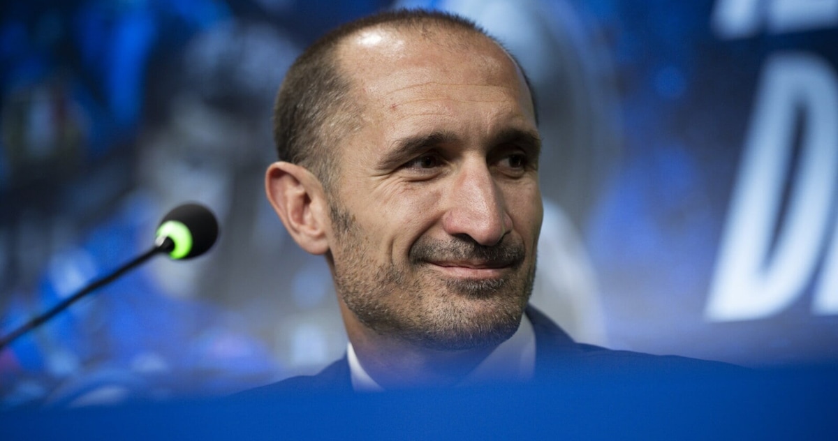 Chiellini c'è, com'è andato l'altro battesimo Juve: dai semi del calciomercato ai calendari