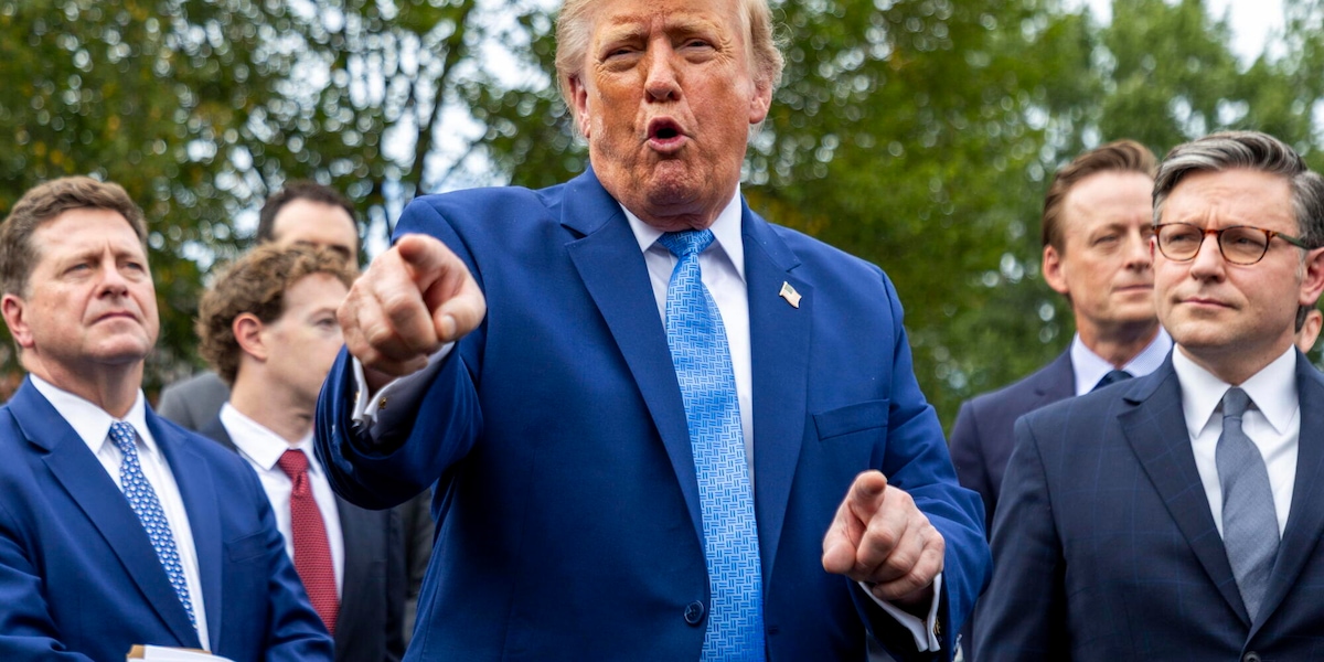 Trump, 'Usa valutano comitato di 10 persone per vigilare sull'IA'