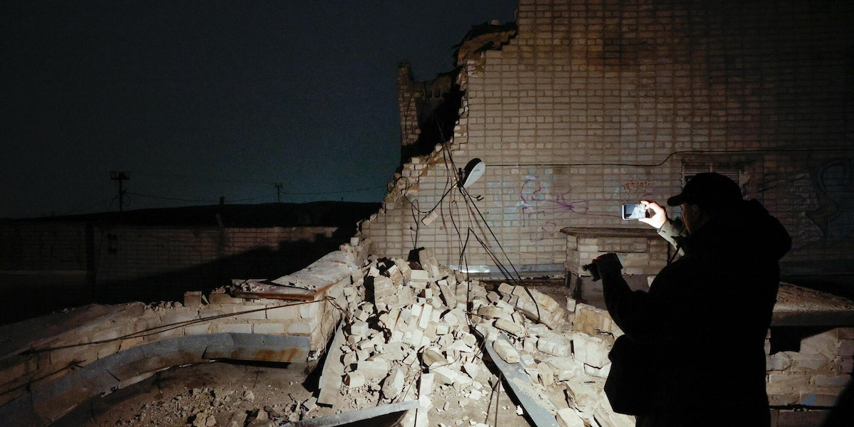 Missili e droni su regione di Kiev, ucciso un bambino