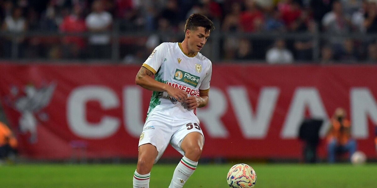 Pronostico Reggiana-Spezia, la capolista vola ma l'ultimo blitz al Mapei risale al 2002