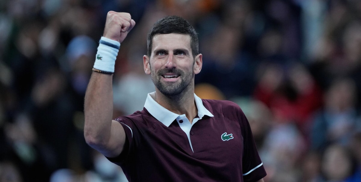 Djokovic highlander a Pechino, favore a Sinner: batte Zverev in rimonta e va in semifinale