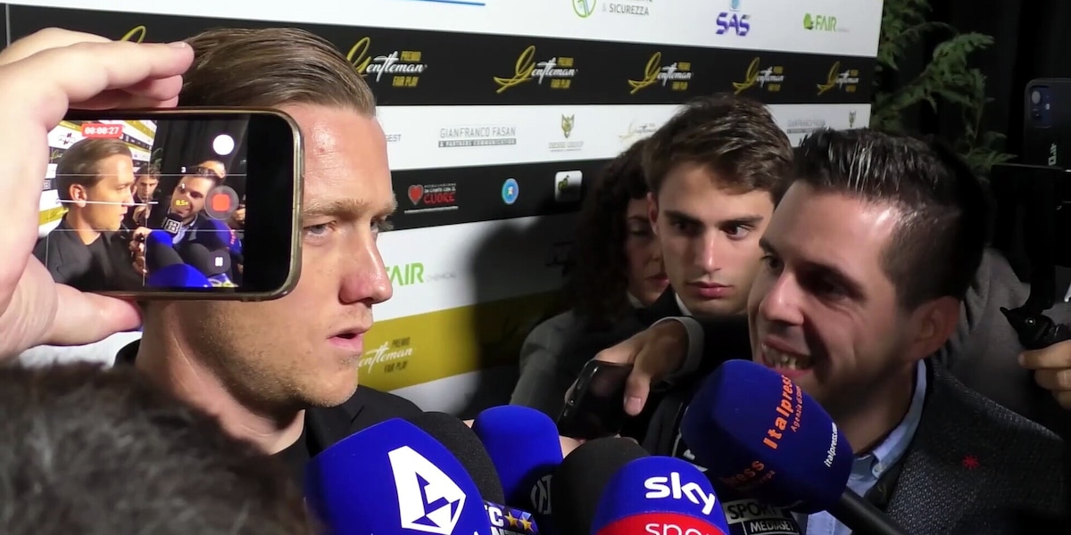 Zielinski: "Siamo forti e sogniamo di vincere la Champions League"