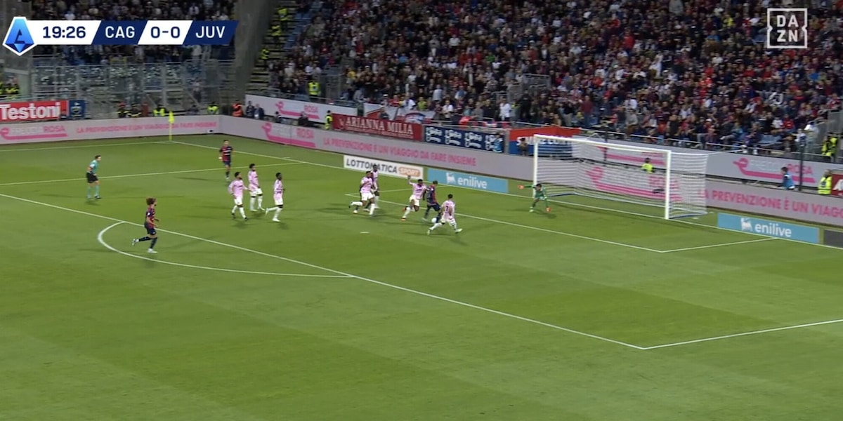 LIVE Cagliari-Juve: segui la sfida in tempo reale, Maldini sblocca al 20'