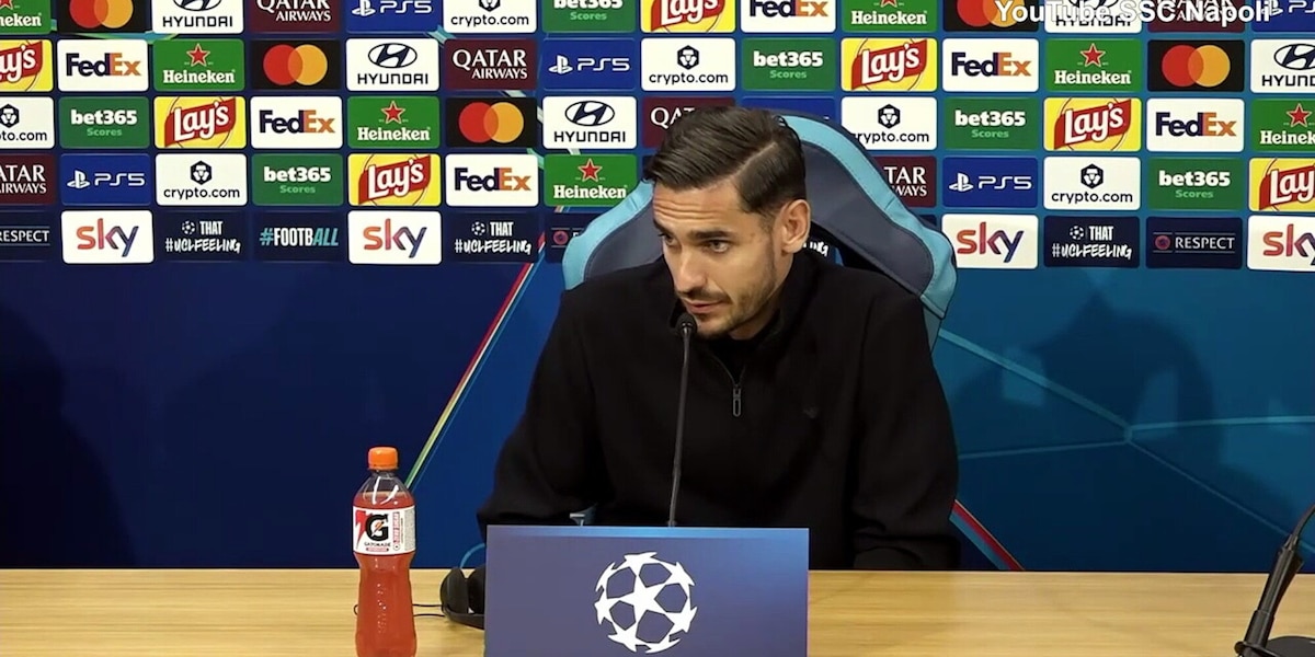 Meret: "Rpartiamo dal gruppo per uscire da questo momento"