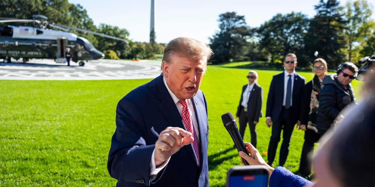Trump: 'Se l'Europa soccombe ai migranti noi ce ne andremo'