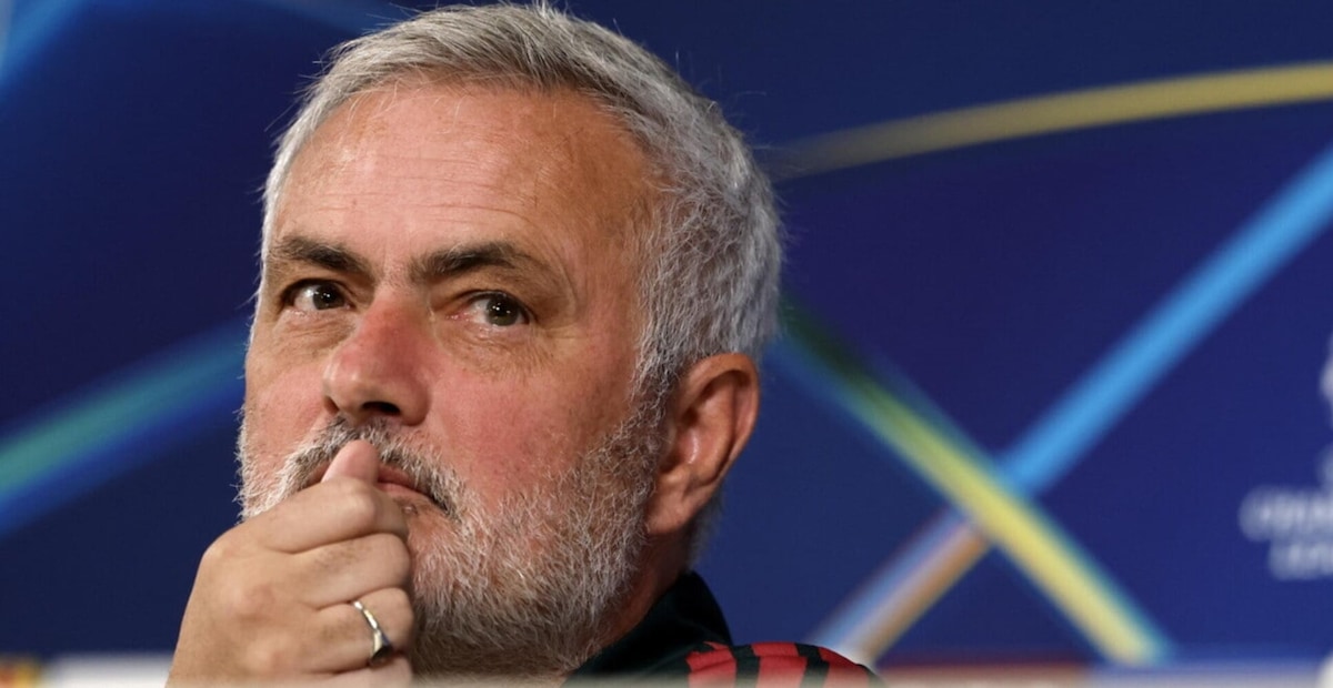 Mourinho scarica Vinicius: "Al Real di intoccabile c'è solo lo stemma"