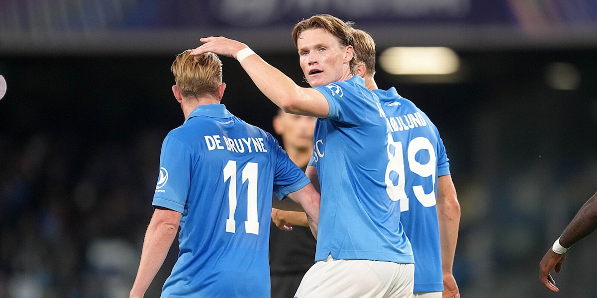 Champions, finalmente il vero Napoli. Con McTominay è tutta un'altra cosa